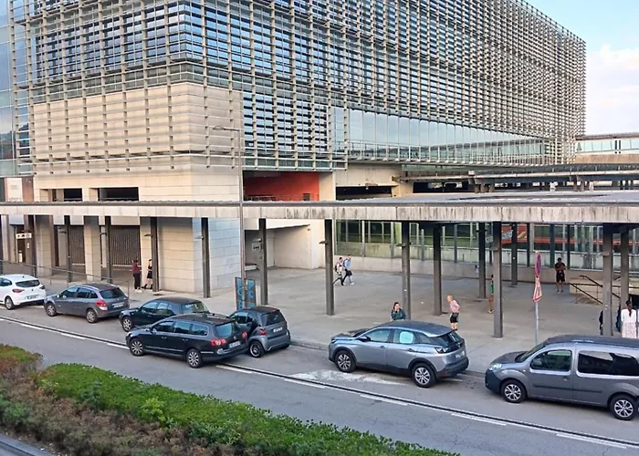 Metro Campanha Studios