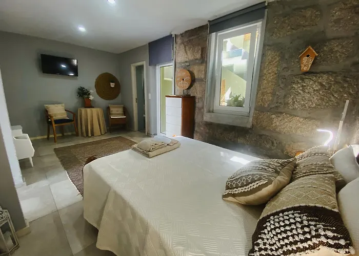 Quiet Room&Garage in Porto