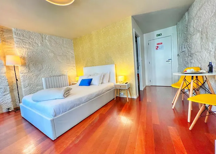 Sao Domingos Rooms