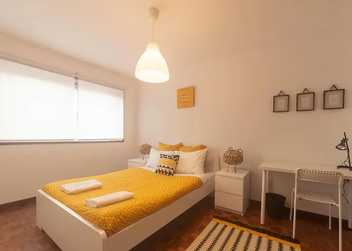 Apartamento Grande E Luminoso No Centro Porto