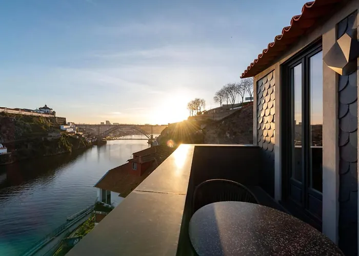 Guestready - An Urban Retreat With River View