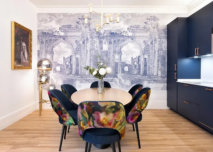 Cardosas Block Luxury Apartment