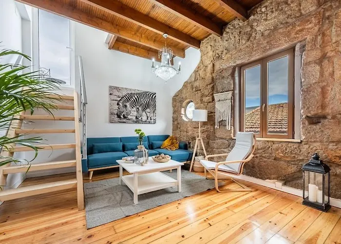 Charming 2Br W Terrace & Garden