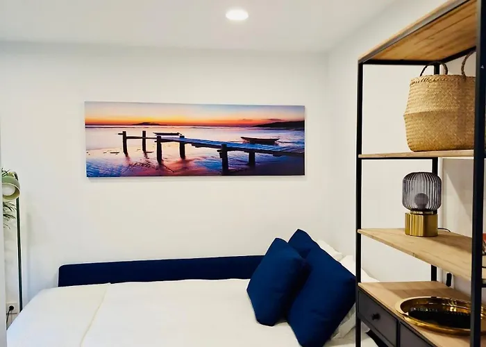Chic Loft With Garden, Sleeps 4