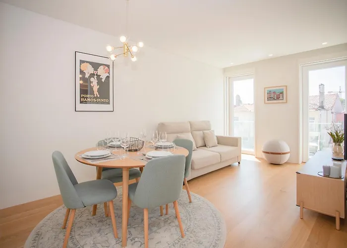 Liiiving In Porto - Crystal Palace Apartment
