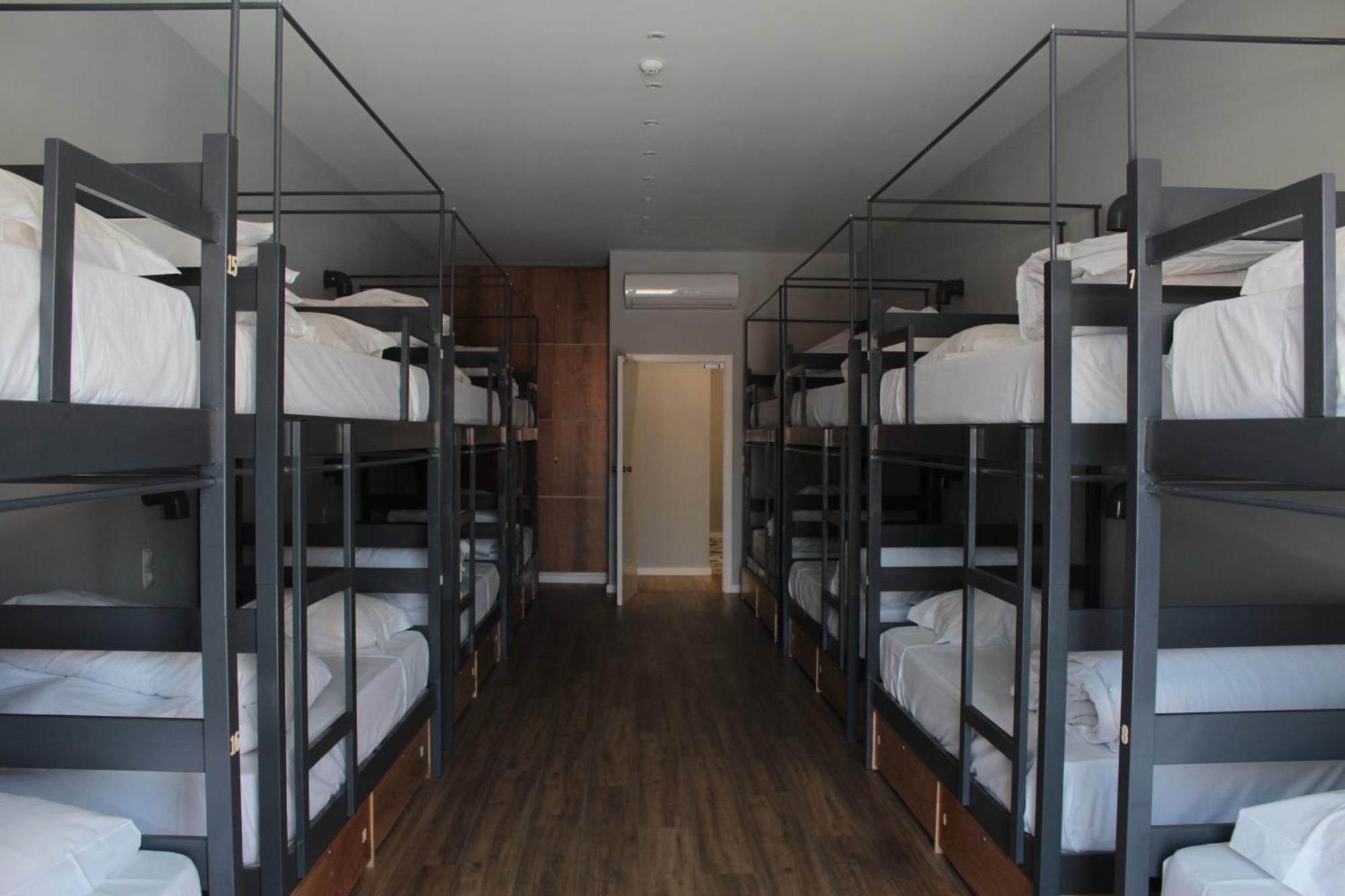 Hostel Lightpoint *