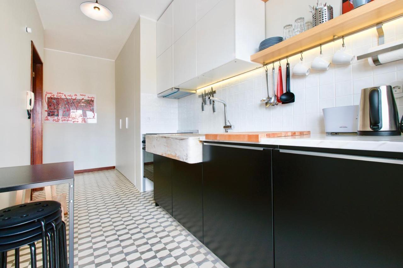 Spacious And Bright I - 4 Floor No Elevator Apartment