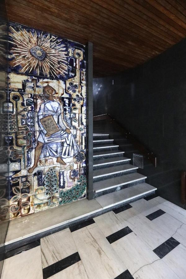 Flh Spacious With Balcony *