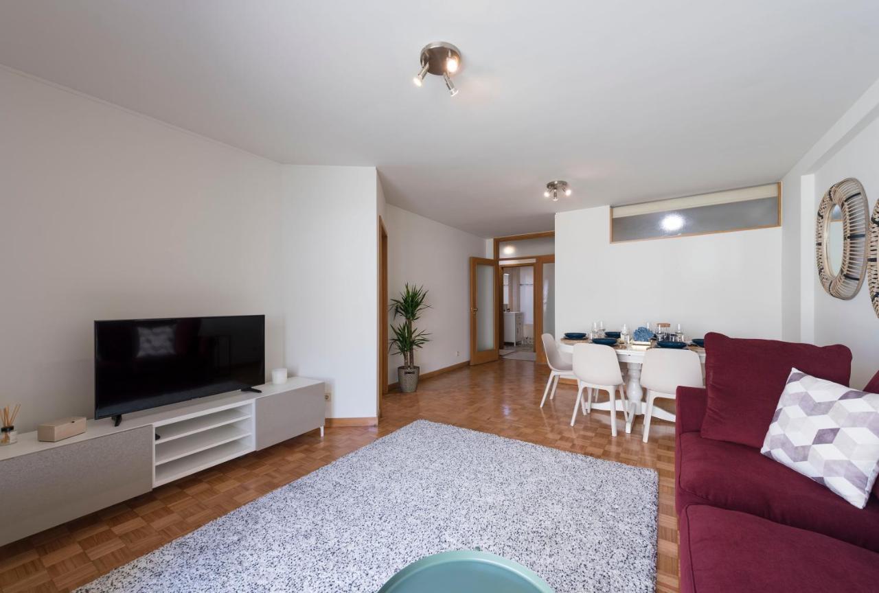 Apartment Rua De Camoes Porto