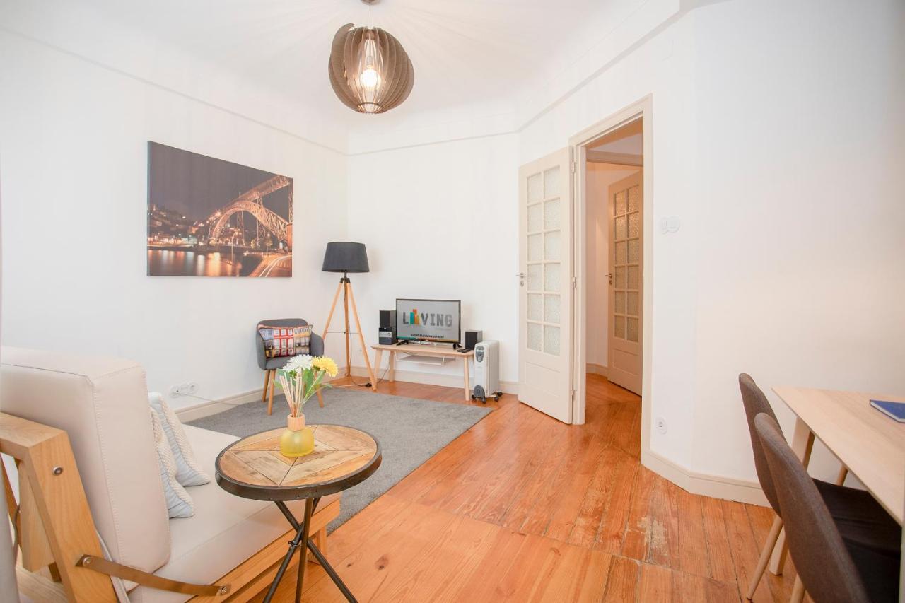 Apartment Liiiving In | Light Spacious