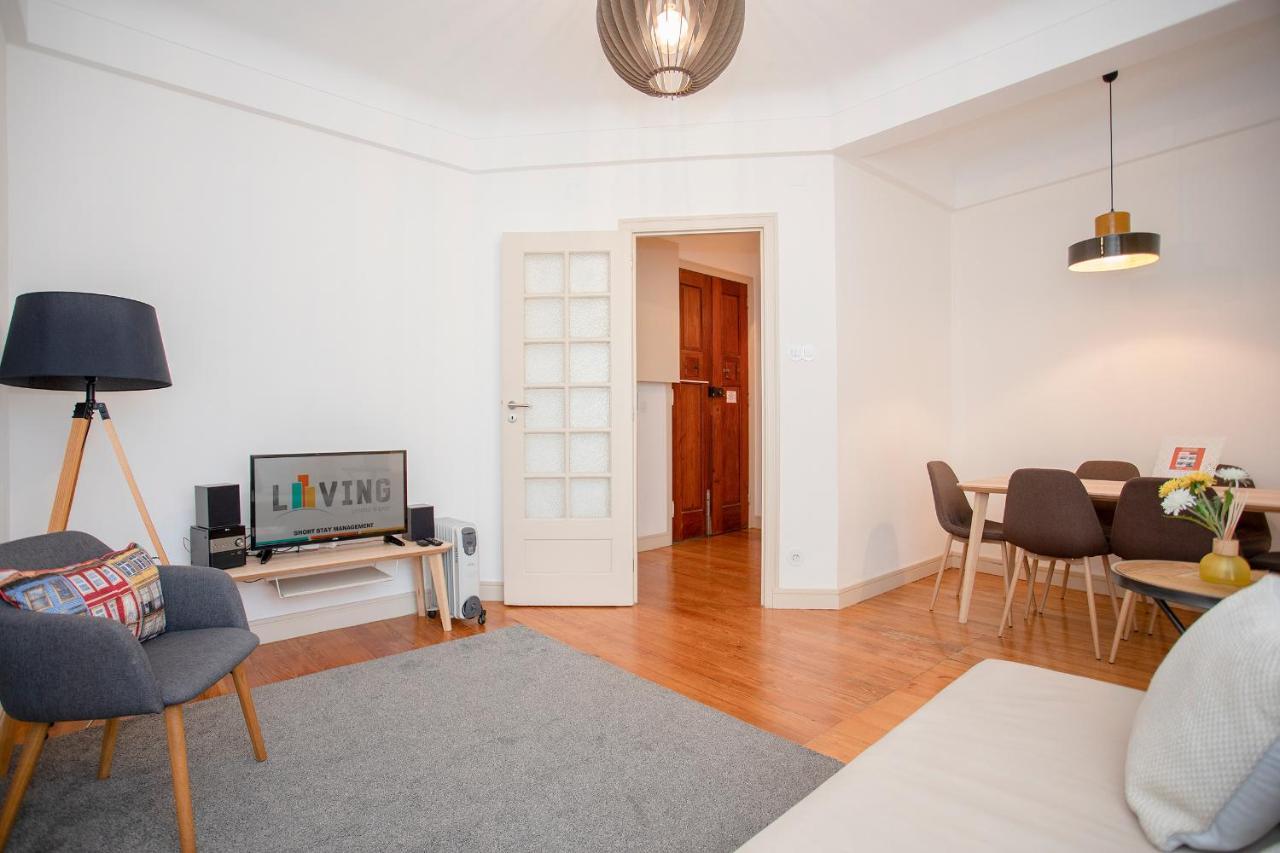 Apartment Liiiving In | Light Spacious