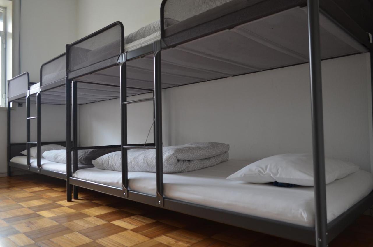 Pilar Hostel *