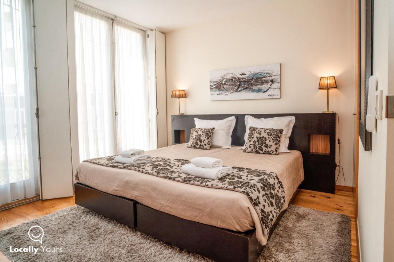 Locally Yours São Bento Apartamento Porto