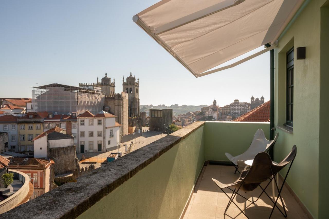 The Cathedral's Terrace * Porto