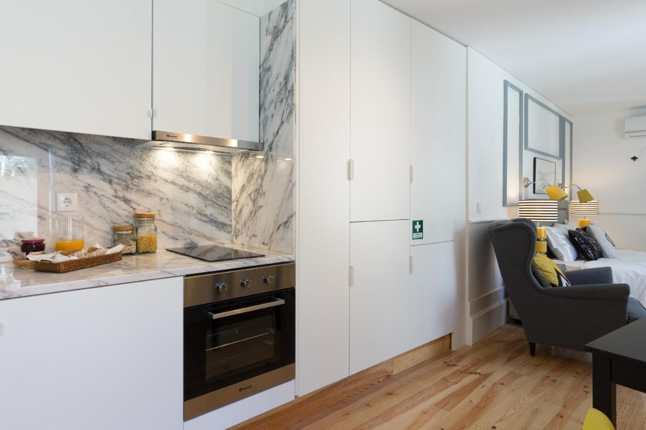 Loureiro Apartment
