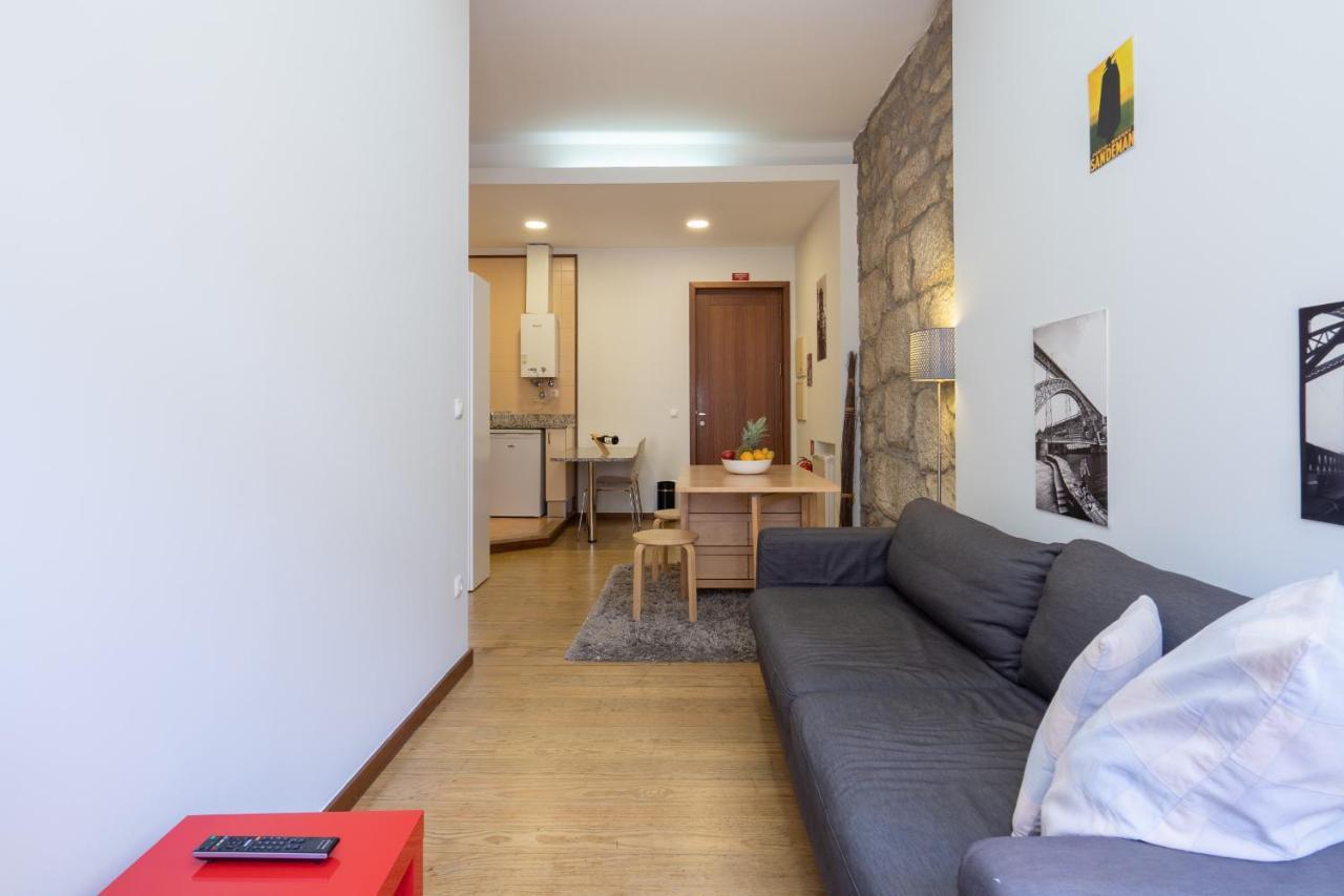 Host Wise - Urban Stylish Flat - Ace Location
