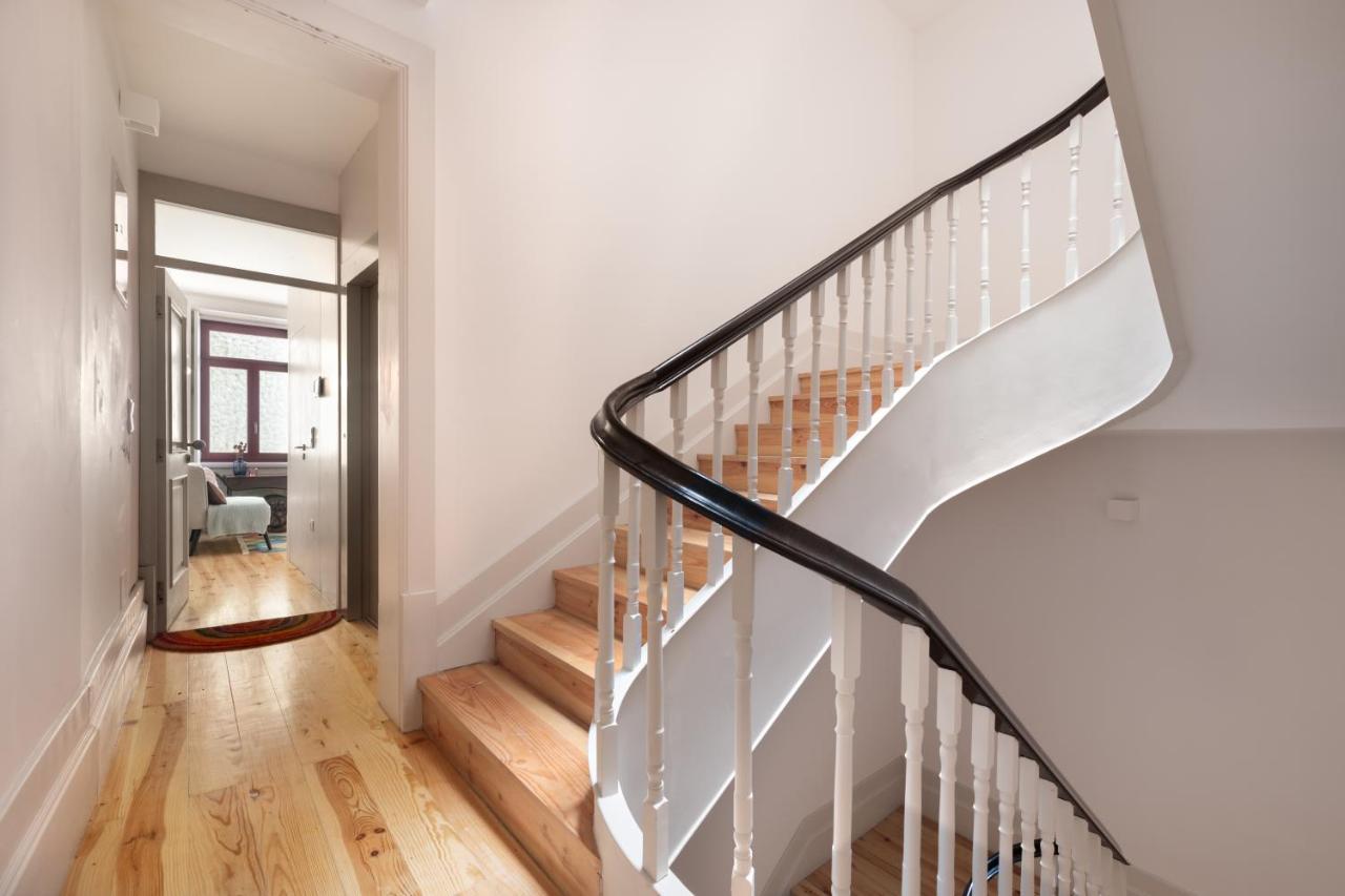 Vibrant Flat By Sao Bento W/balcony - Loureiro140 Apartment Porto
