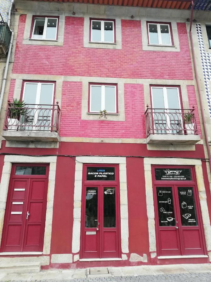 Red House By The River Porto
