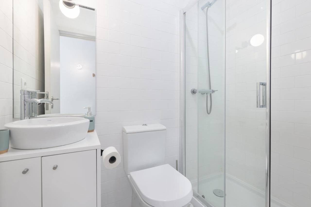 Vibrant Flat By Sao Bento W/balcony - Loureiro140 Apartment Porto