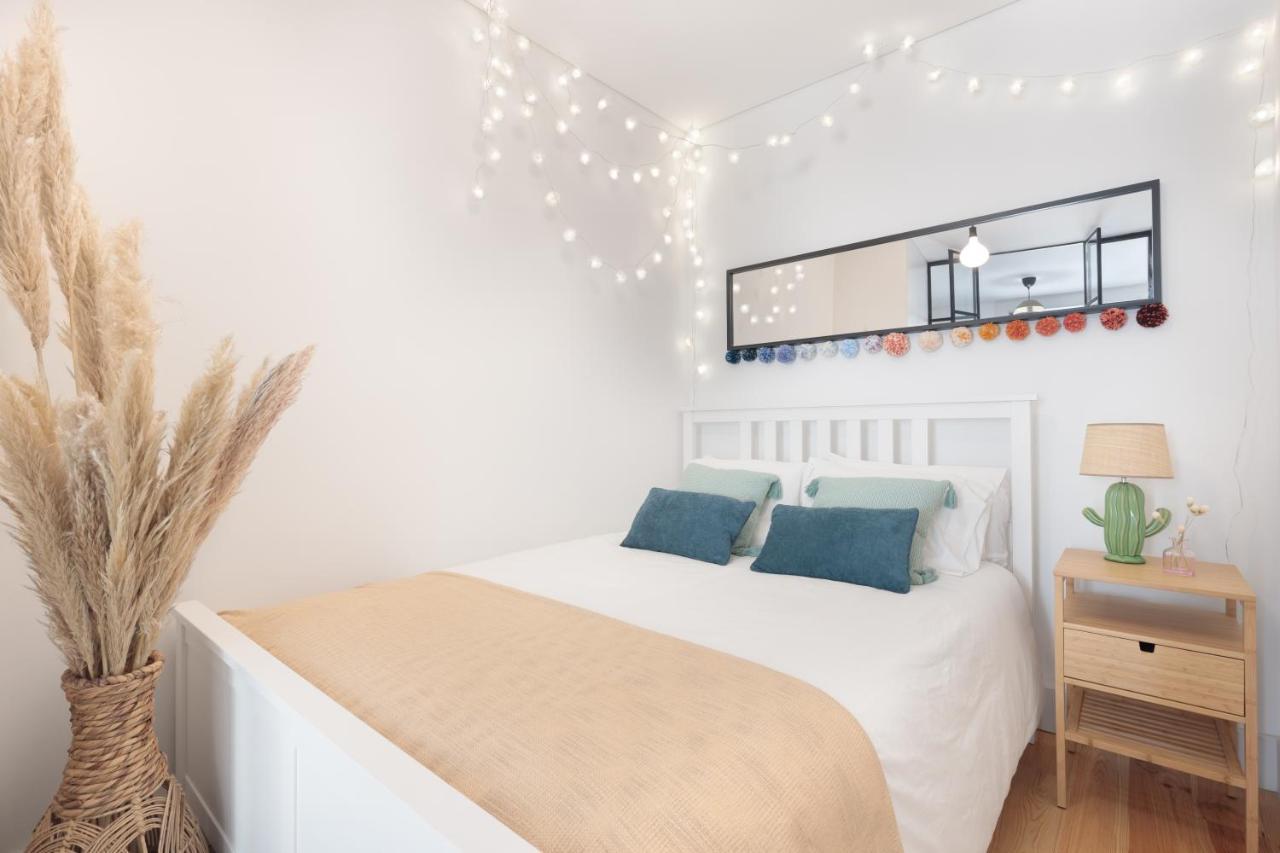 Vibrant Flat By Sao Bento W/balcony - Loureiro140 Porto