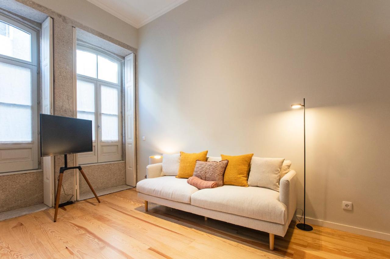 Almada 151 Apartment