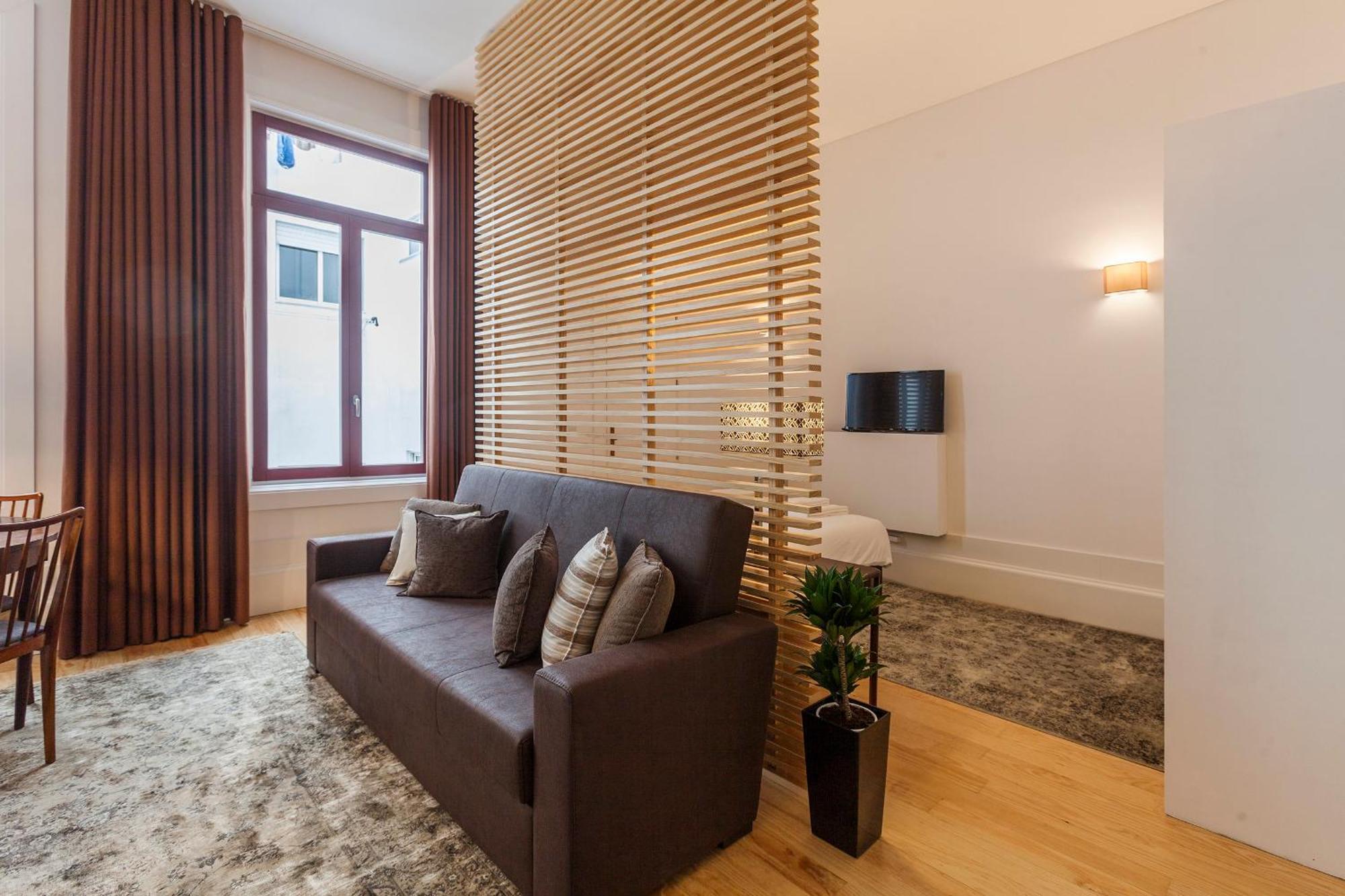 Vintage River Flat By Ml Porto