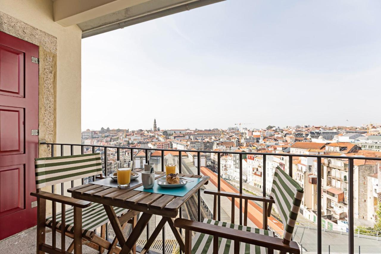 Downtown W/ Gorgeous Views By Lovelystay Apartment