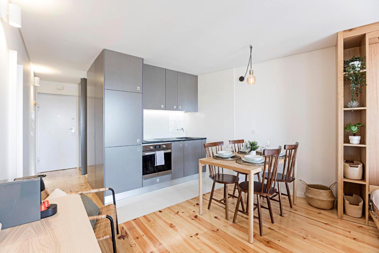 Apartment Downtown W/ Gorgeous Views By Lovelystay