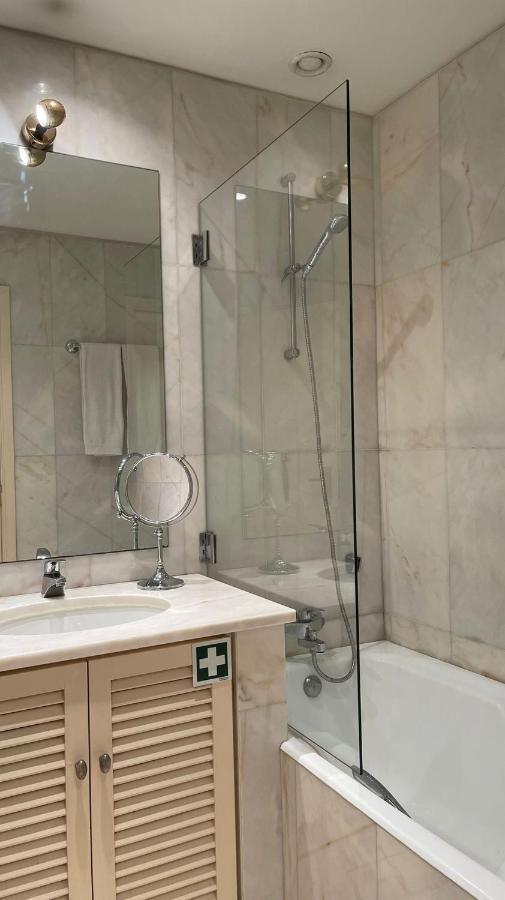 Palace 55 - Beautiful With Parking&balcony * Porto