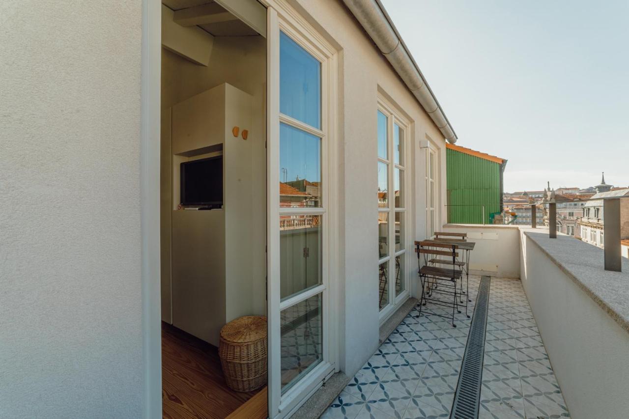 Apartment Downtown Deluxe Duplex By Homing *