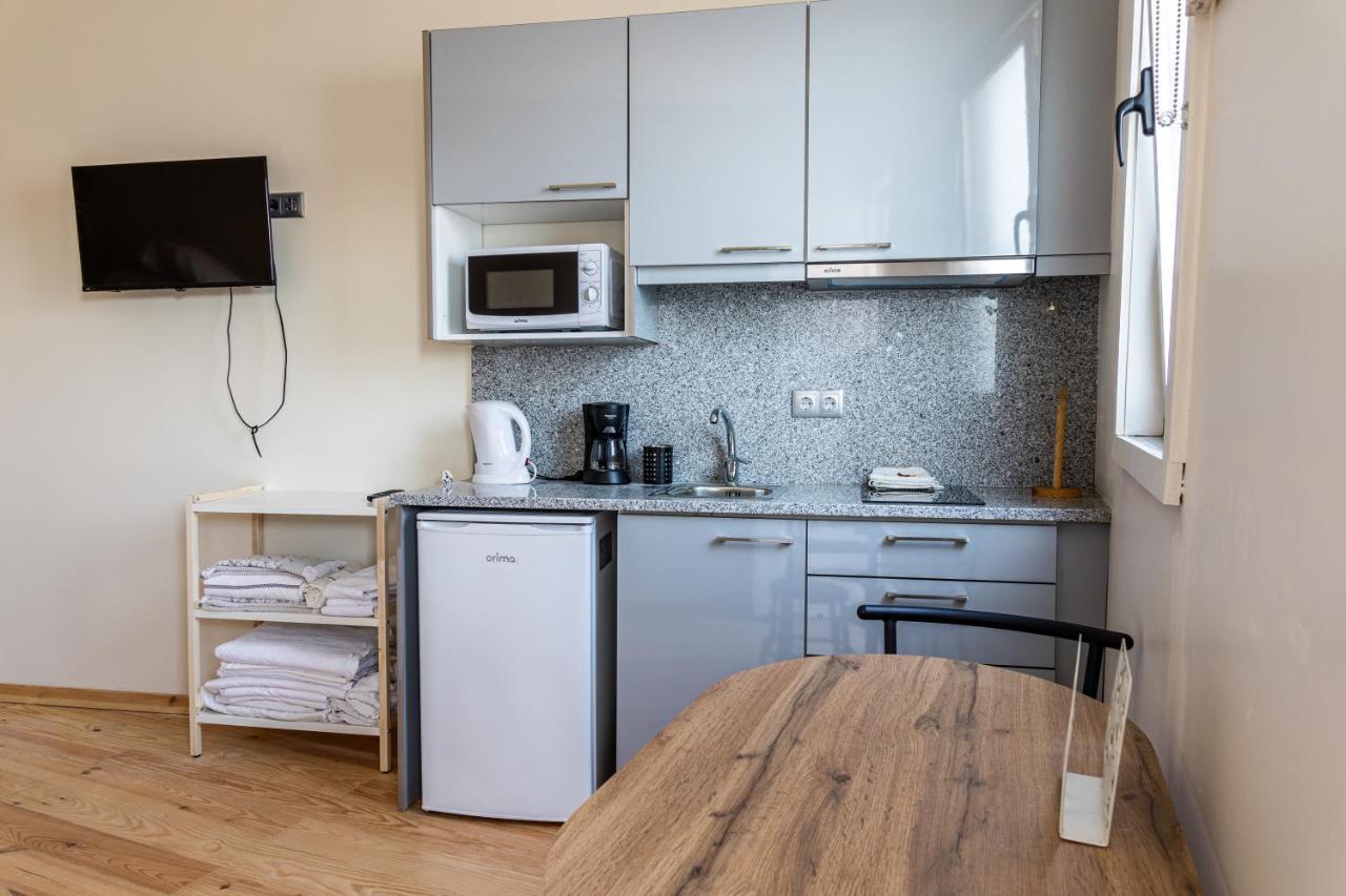 Apartment House On A Rustic Island At Campanha Trainstation Porto