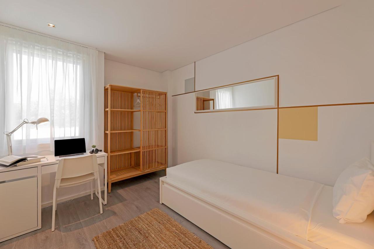 Uporto House *