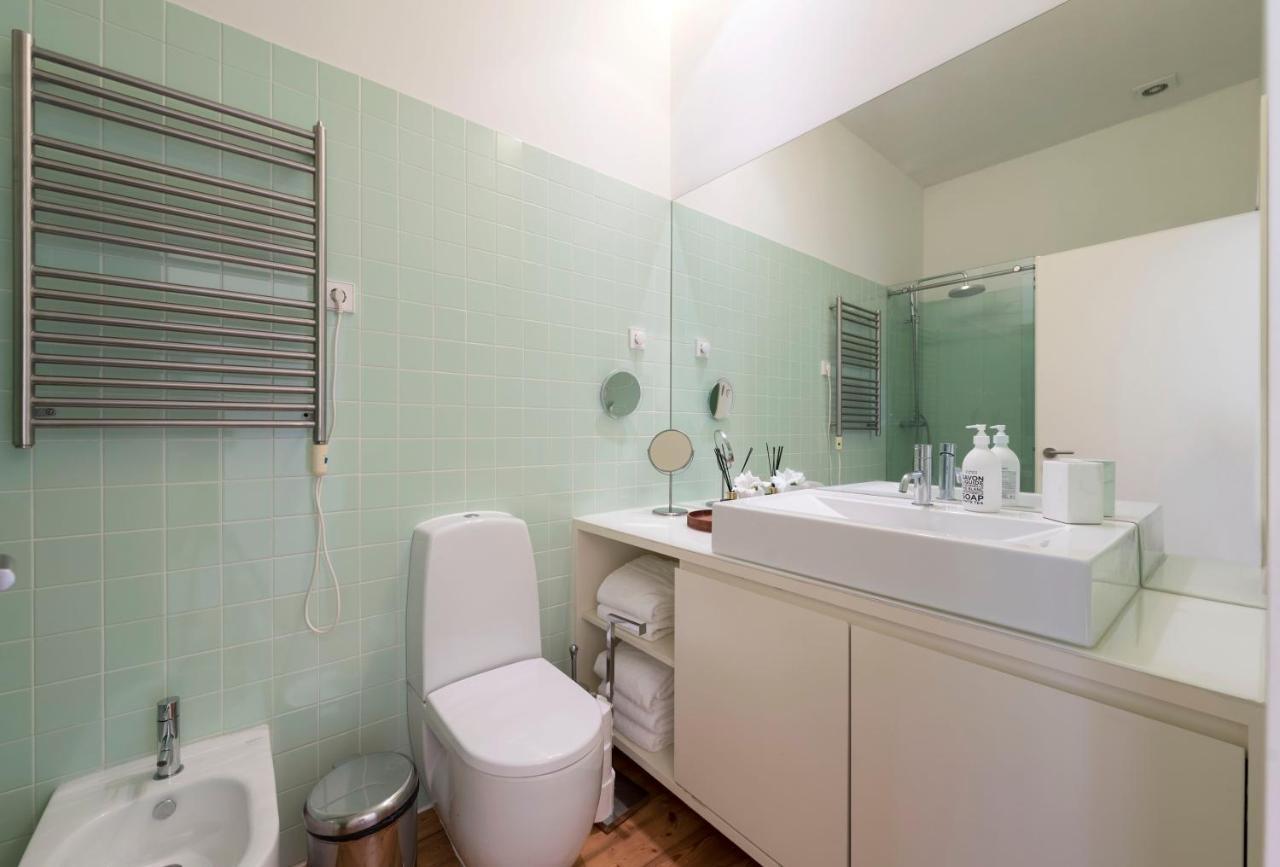 Luxurious Townhome With River View By Lovelystay * Porto