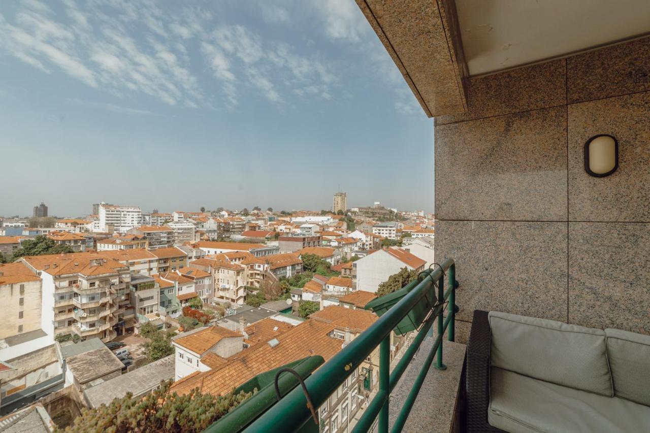 Downtown Grand Tower View By Vacationy Apartment