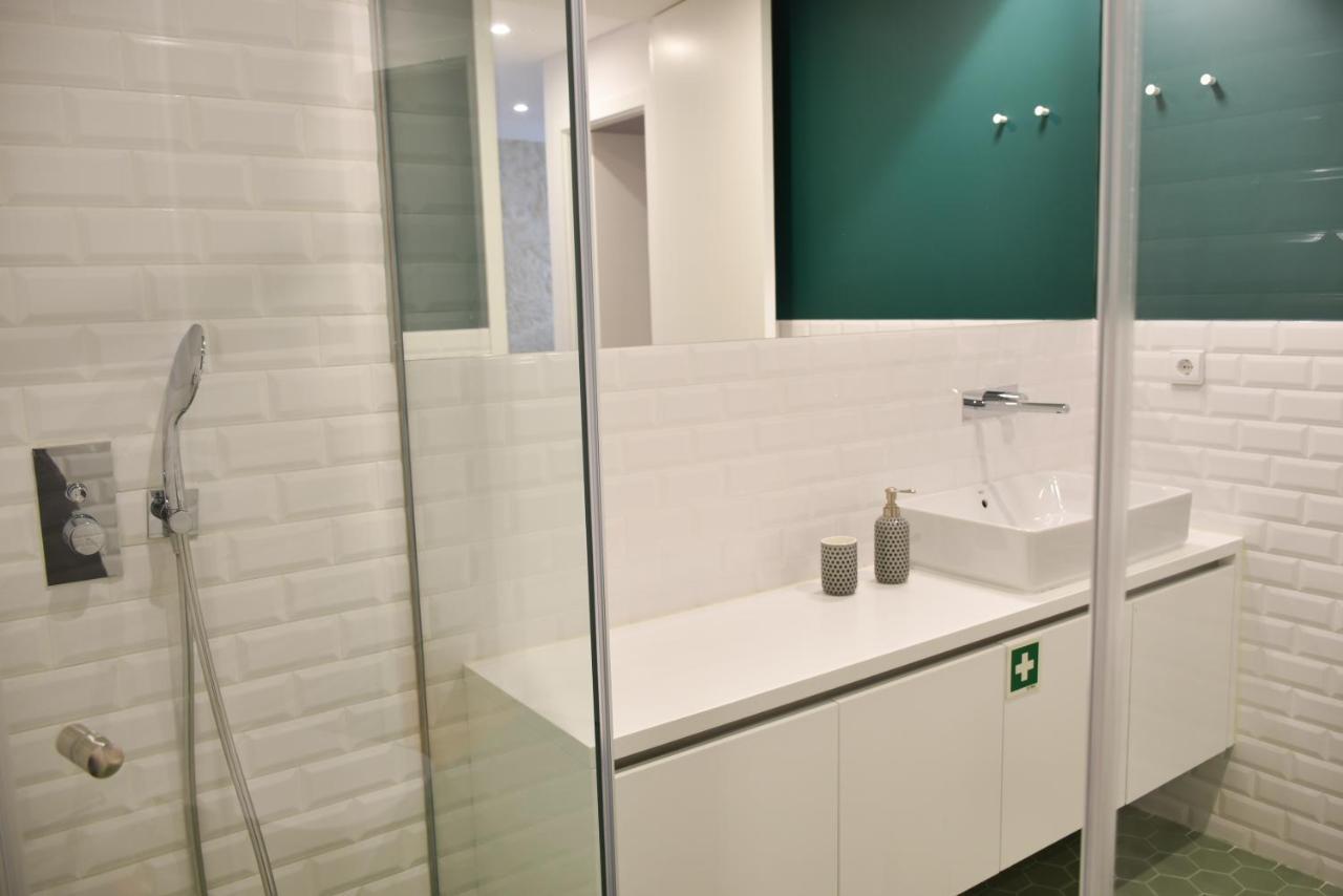 Lindo 2 Quartos Com Pátio - Batalha *