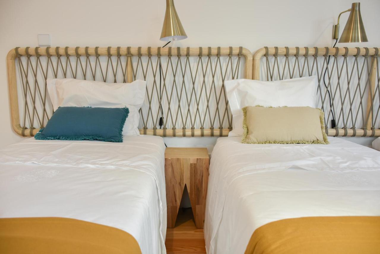 Apartamento Lindo 2 Quartos Com Pátio - Batalha Porto