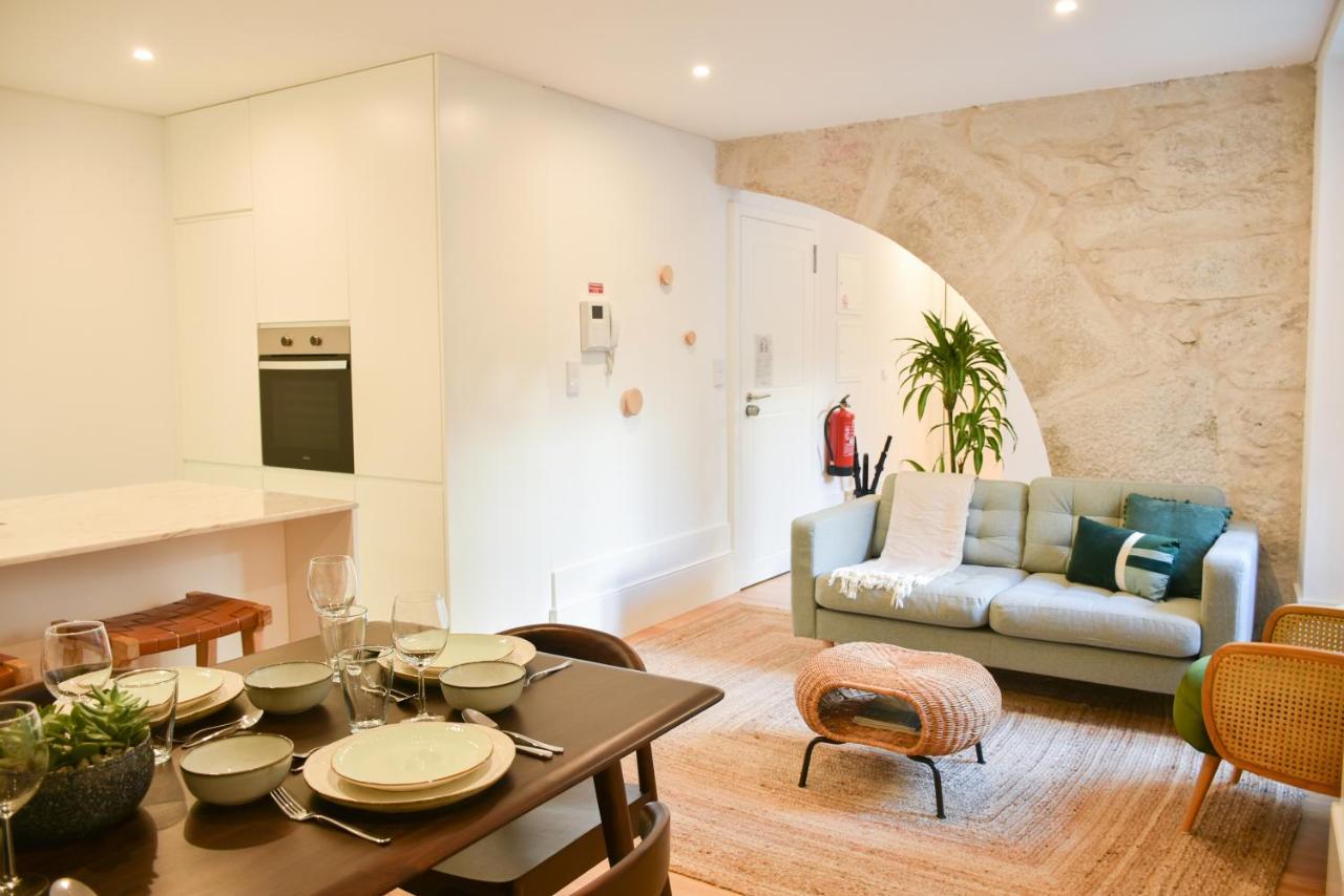Lindo 2 Quartos Com Pátio - Batalha Apartamento
