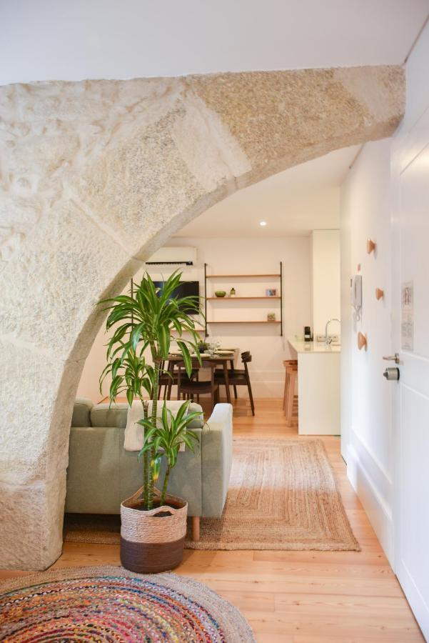 Lindo 2 Quartos Com Pátio - Batalha Apartamento Porto