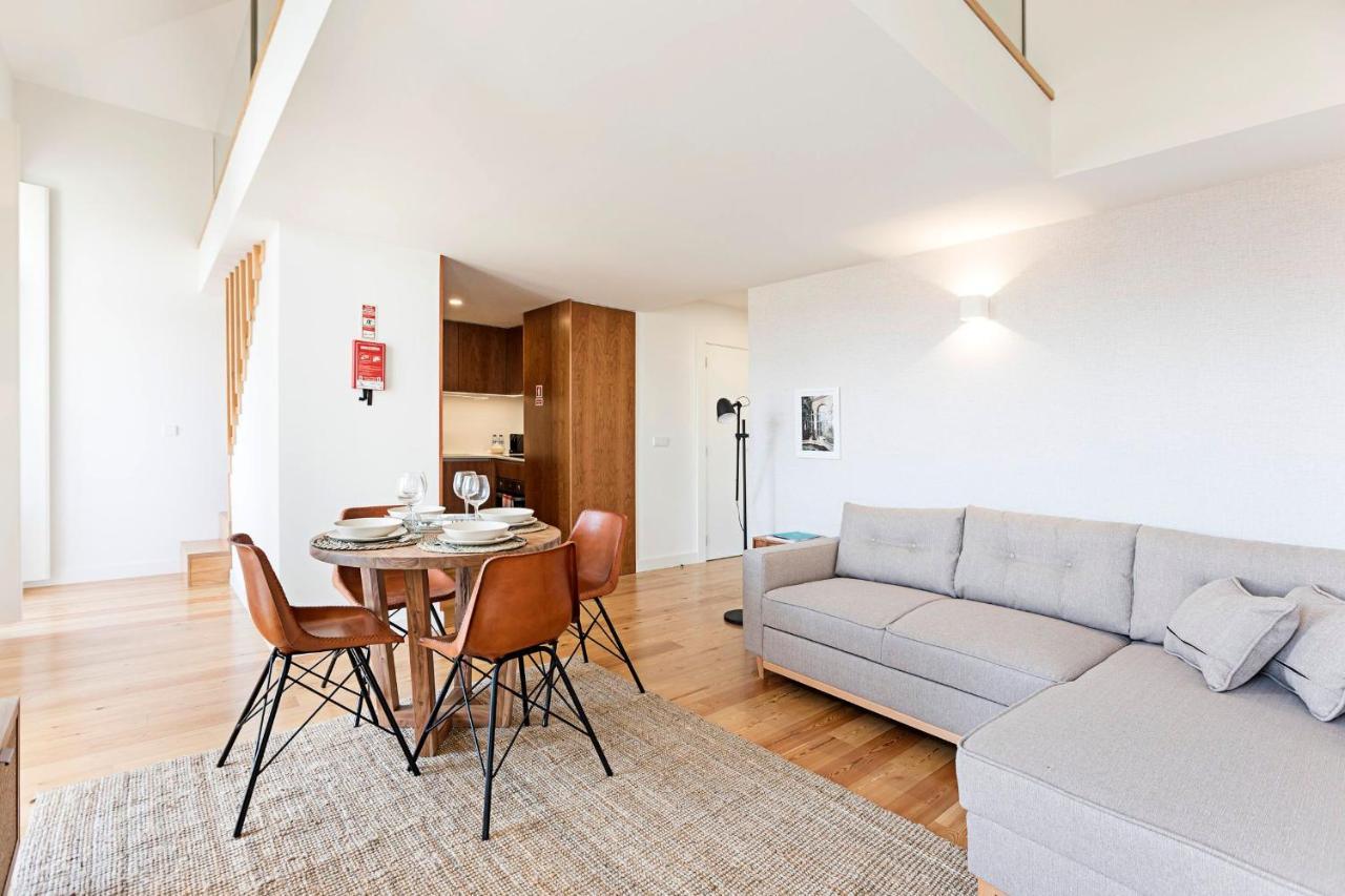Apartment Stunning Duplex Near River By Lovelystay