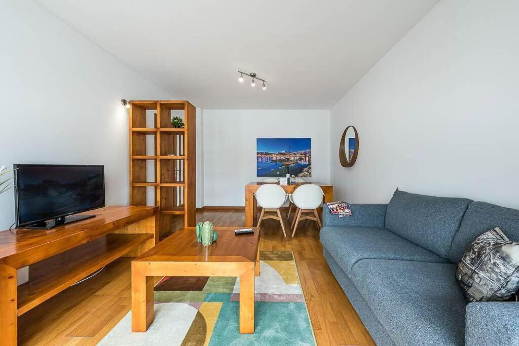 Apartamento Loule 246 - 1 Bedroom - Parking