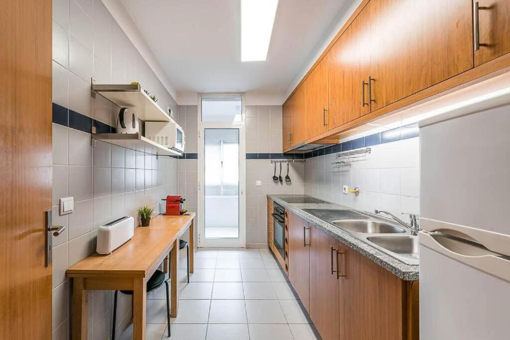 Loule 246 - 1 Bedroom - Parking * Porto