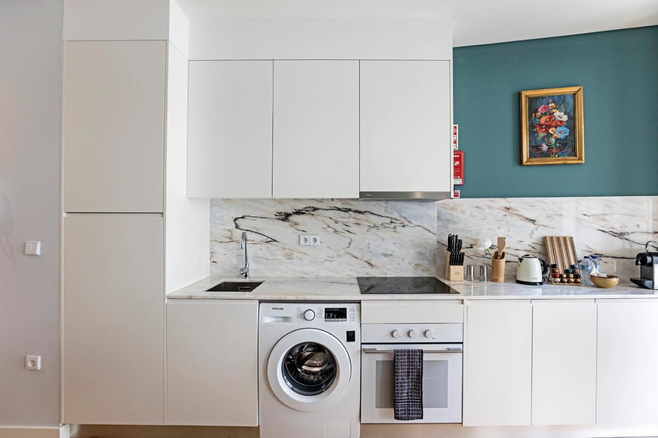 Apartamento Turquoise Flat W Ac & Balcony By Lovelystay *