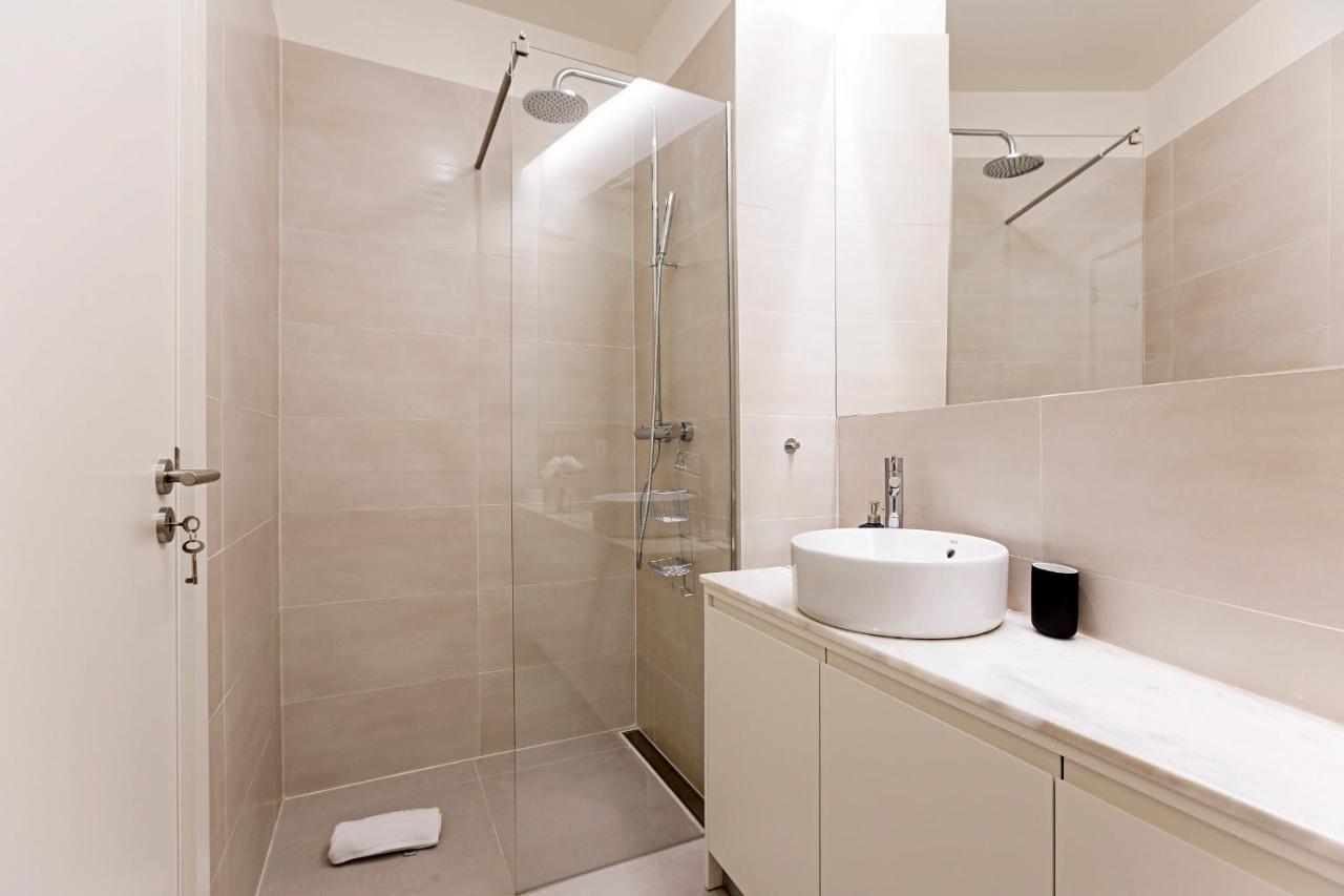 Turquoise Flat W Ac & Balcony By Lovelystay Apartamento *