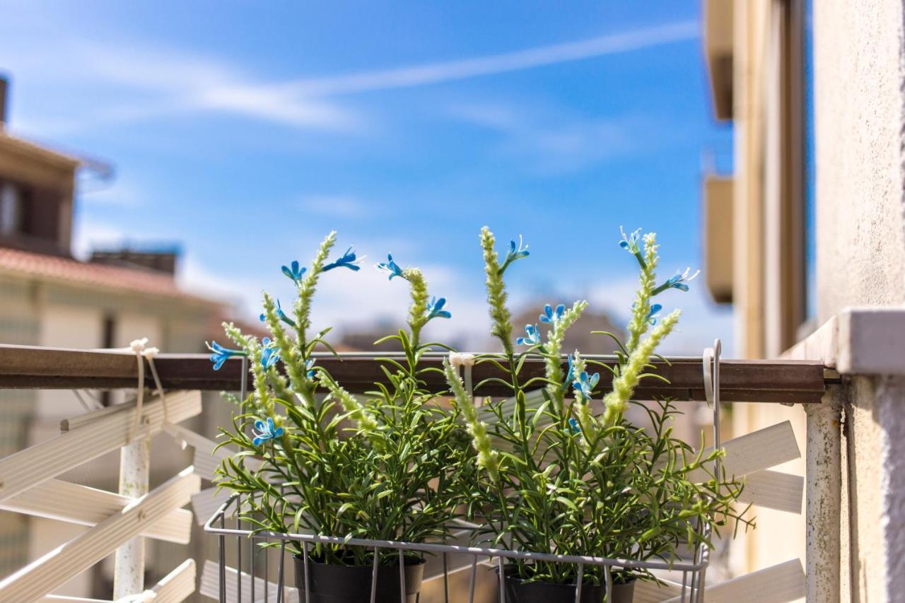 Apartment Metro Lapa House With Sunny Balcony And A/c