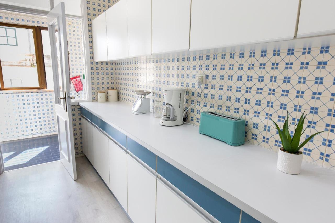 Metro Lapa House With Sunny Balcony And A/c Apartment Porto