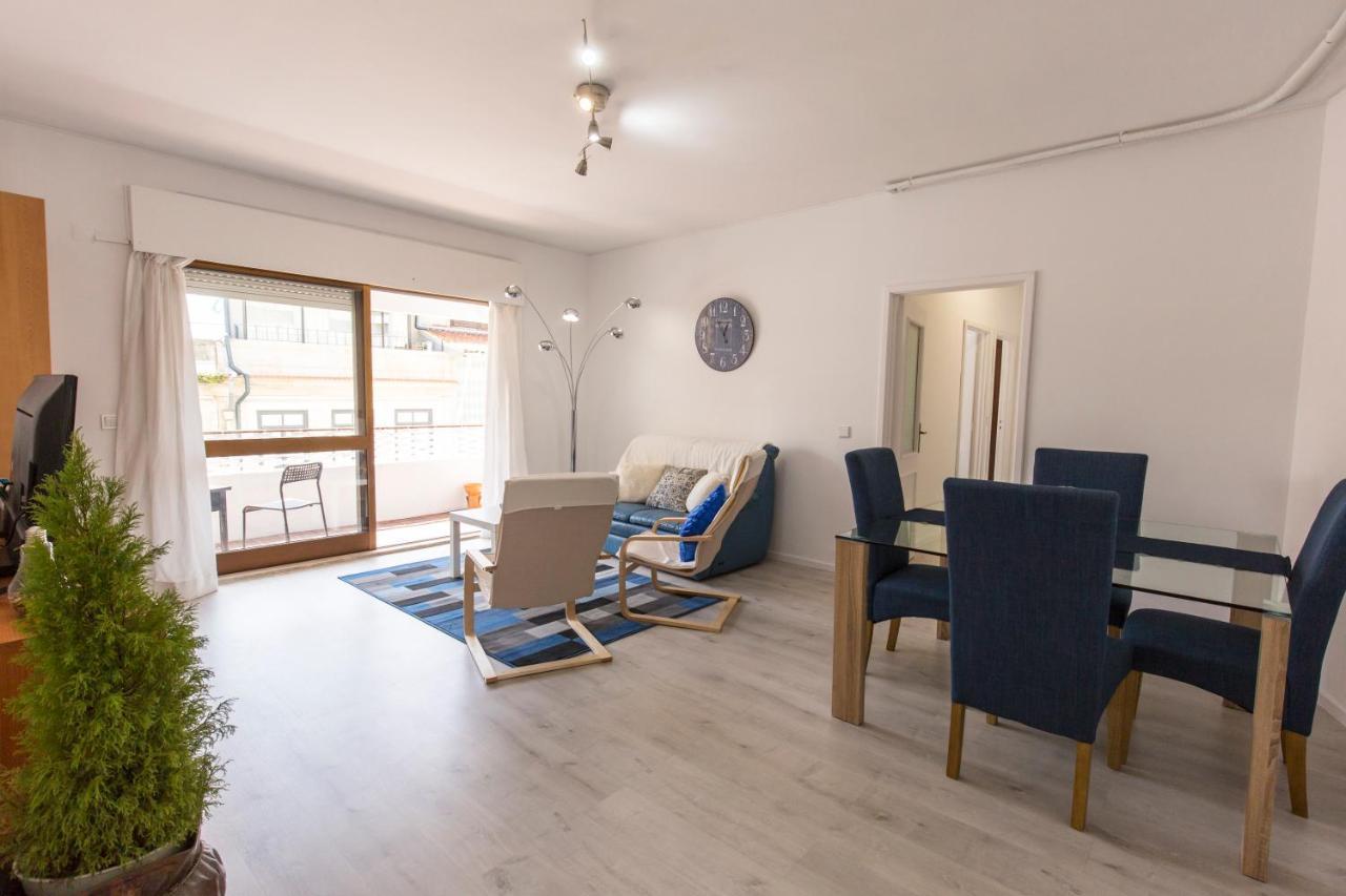 Apartment Metro Lapa House With Sunny Balcony And A/c