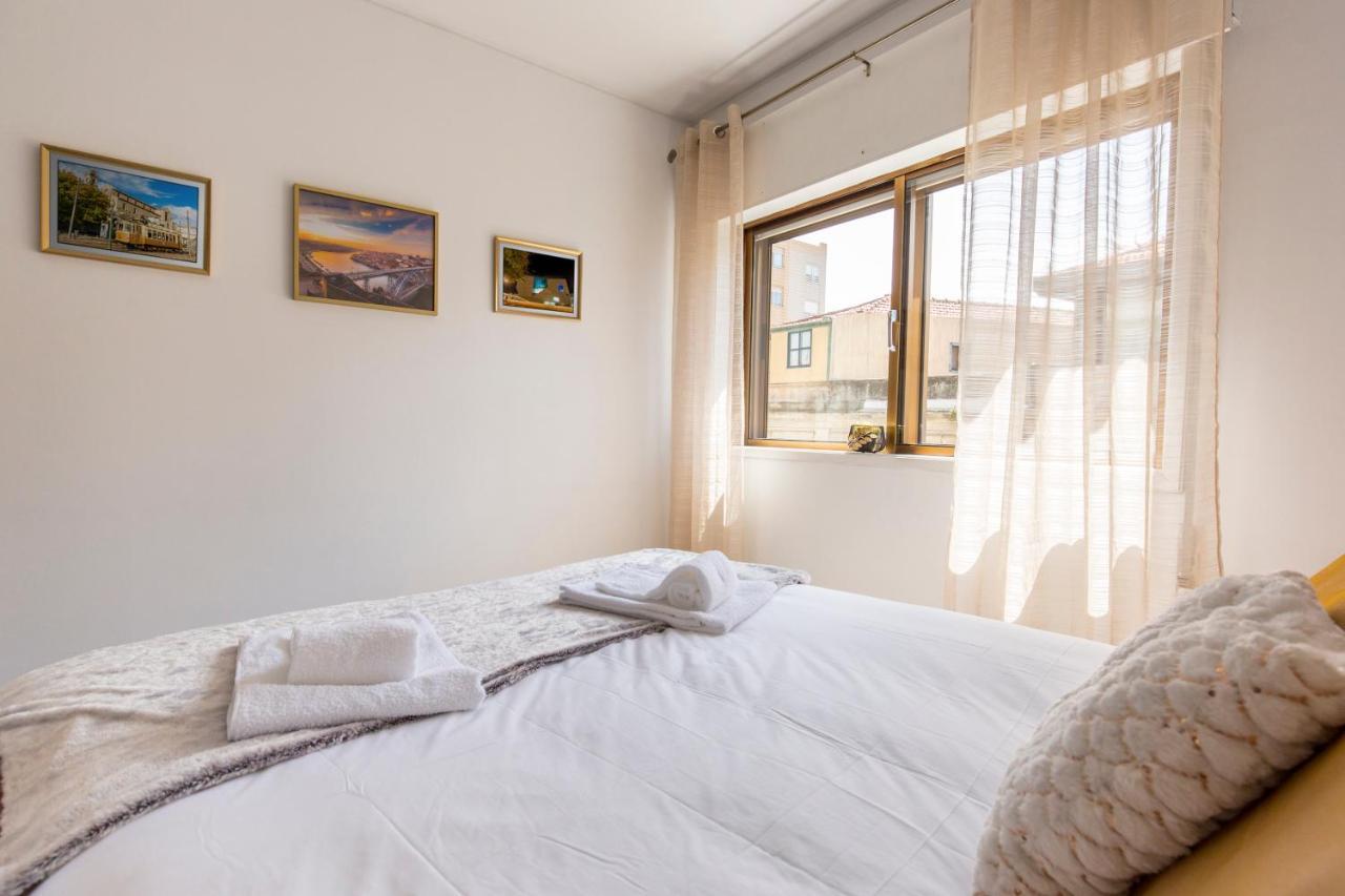 Apartment Metro Lapa House With Sunny Balcony And A/c *