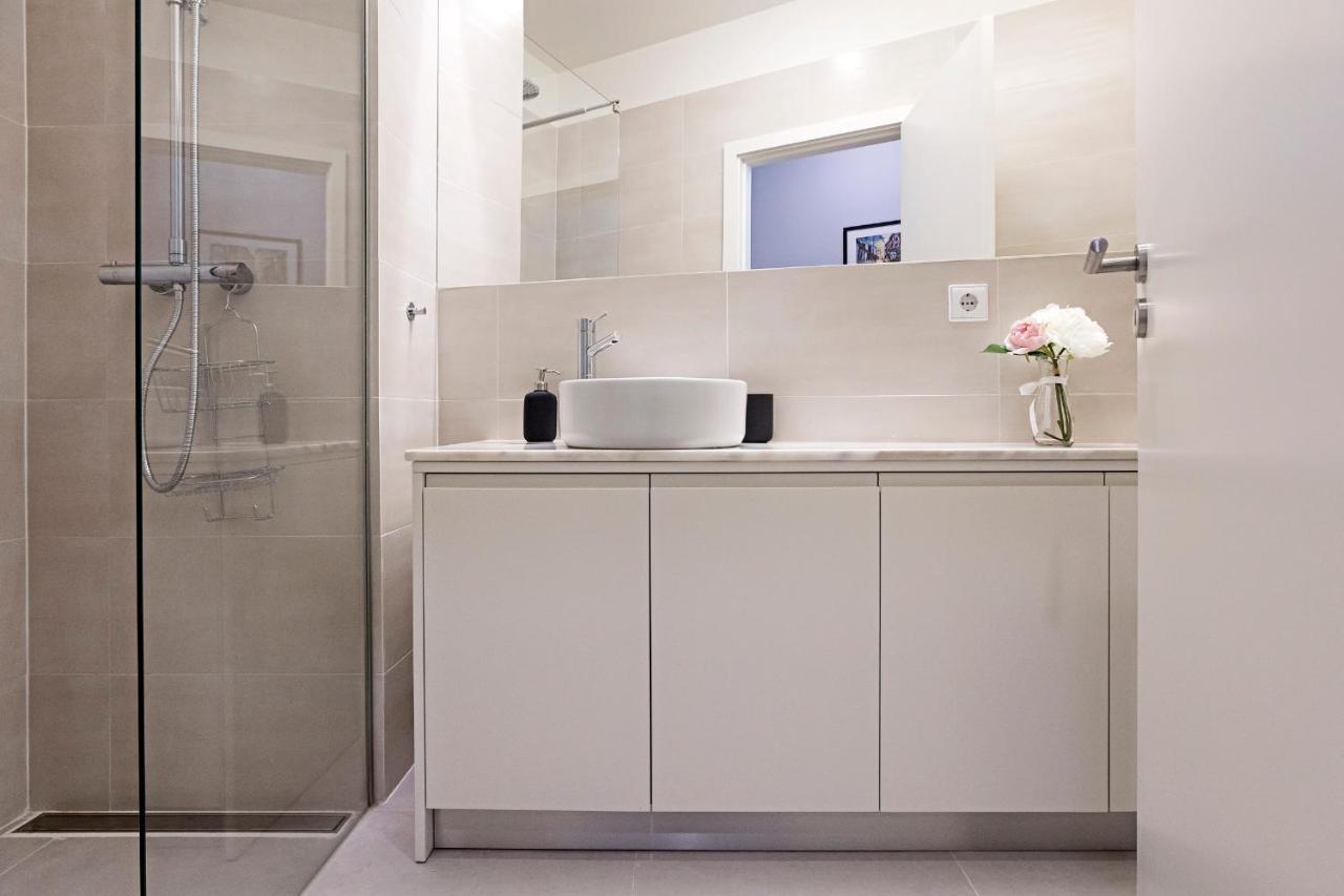 Turquoise Flat W Ac & Balcony By Lovelystay Apartamento Porto