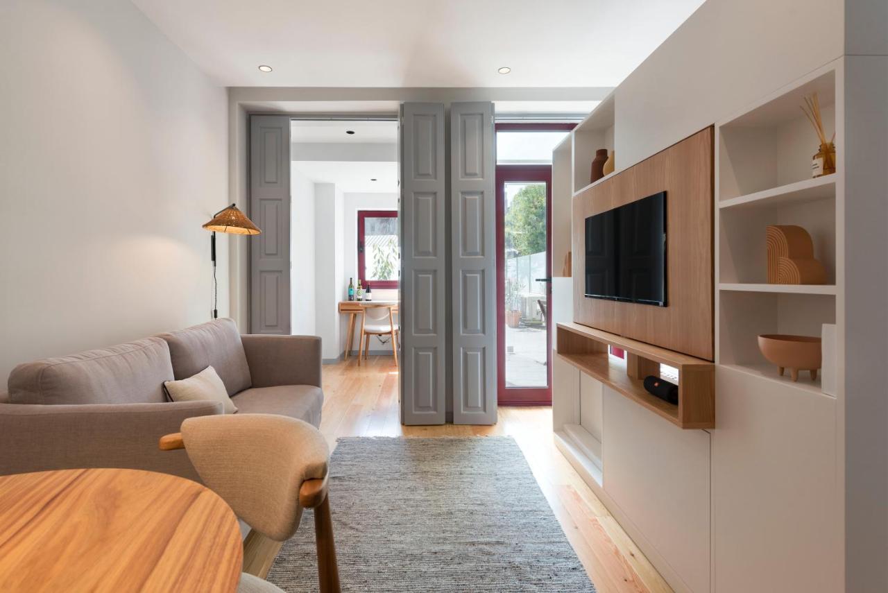 Apartment Tripas-coracao, Almada Charming Center *
