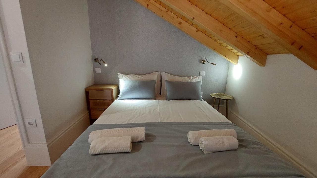 Downtown Clerigos Duplex With River View By Vacationy Porto